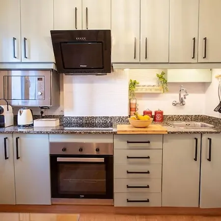 Com Estacionamento Incluido * Хихон